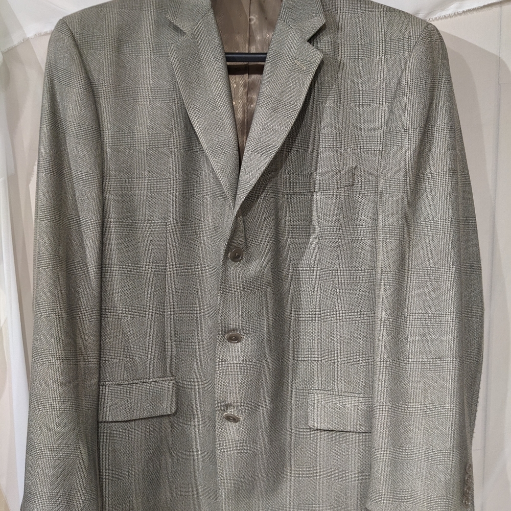 Van Heusen 46L